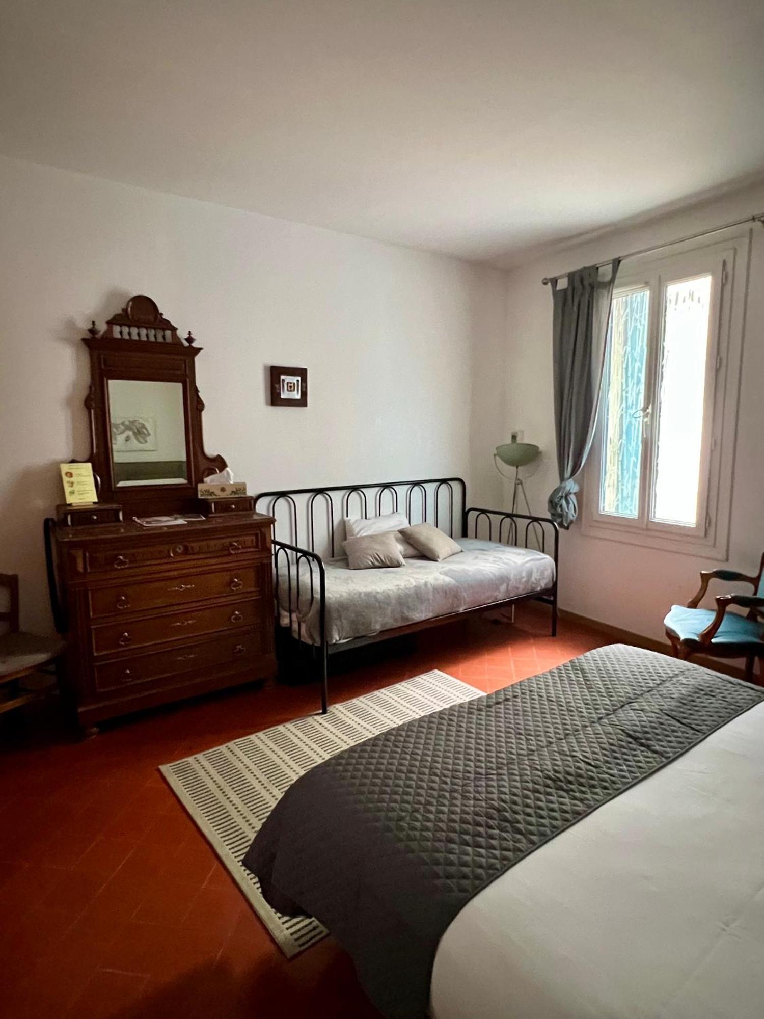 Entre Midi - Maison D'Hotes - B&B Капестан Экстерьер фото